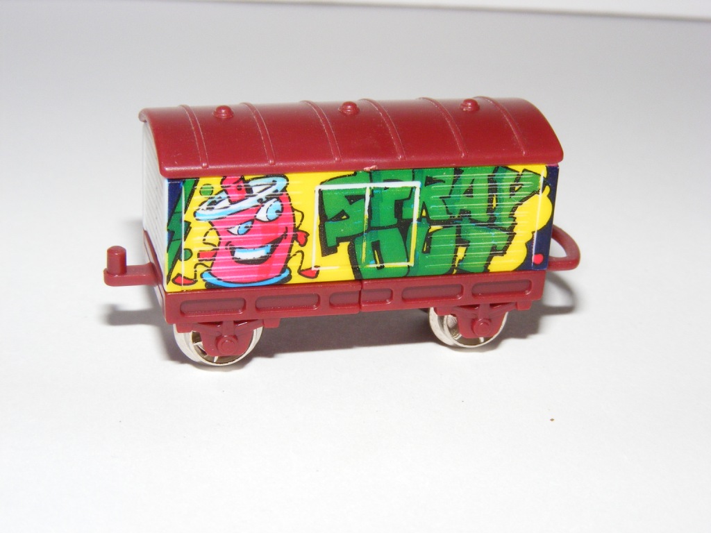 Graffiti-waggon "SPRAY OUT"